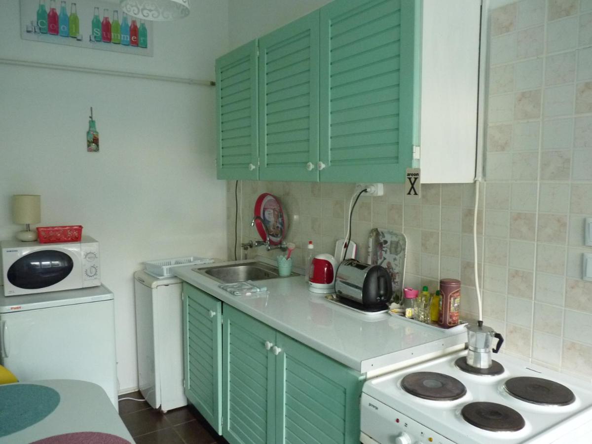 Zizi Apartman Debrecen Esterno foto